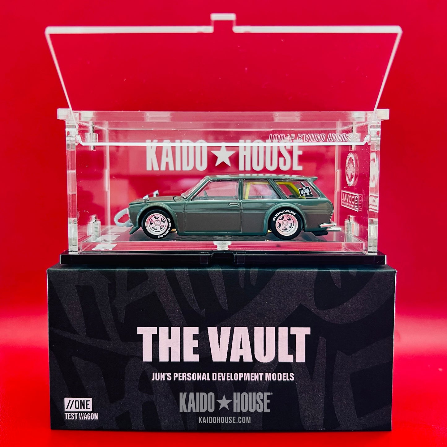"TEST WAGON" Vault model